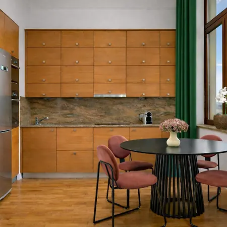 아파트 Prestige - Elegant & Quiet 3 90m2 - As Rynek 508 *